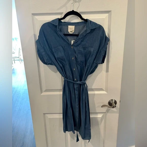 Francescas denim belted dress M